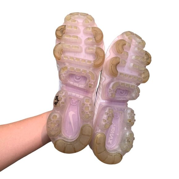 RARE Nike Vapormax Size 8 Pink - Picture 2 of 12